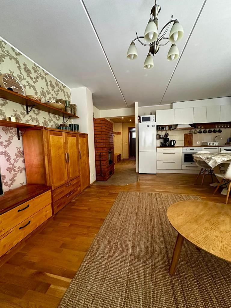 Tolli Apartment Куресааре Екстериор снимка